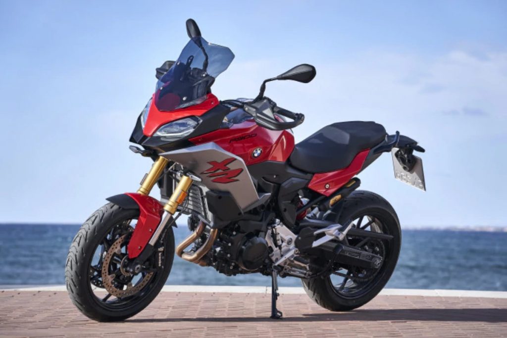 The BMW F 900 XR is a more affordable version of the S 1000 XR and is meant to be a sports tourer. 