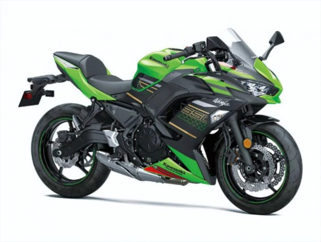 Lancement de BS6 Kawasaki Ninja 650 pour un prix de Rs 6,24 lakh