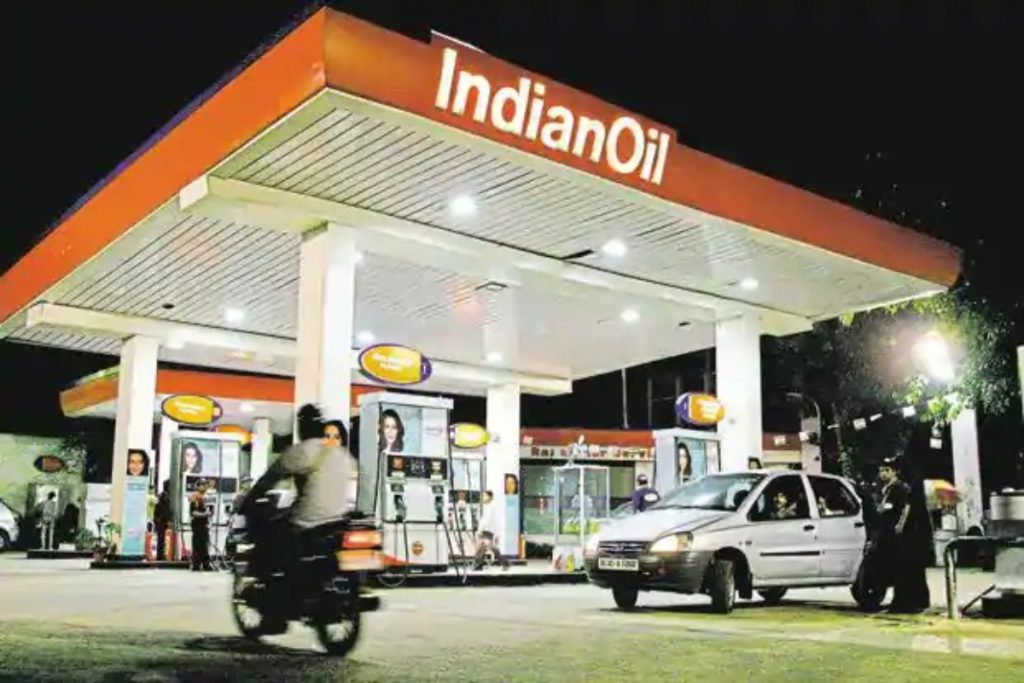 Price of diesel continues to be more than petrol in Delhi.