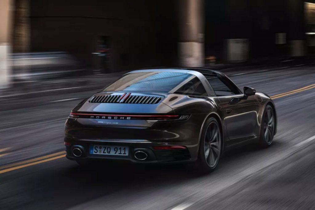 The heart of the Targa is the same twin-turbocharged 3.0-litre flat six engine like the other 911s of this generation. 