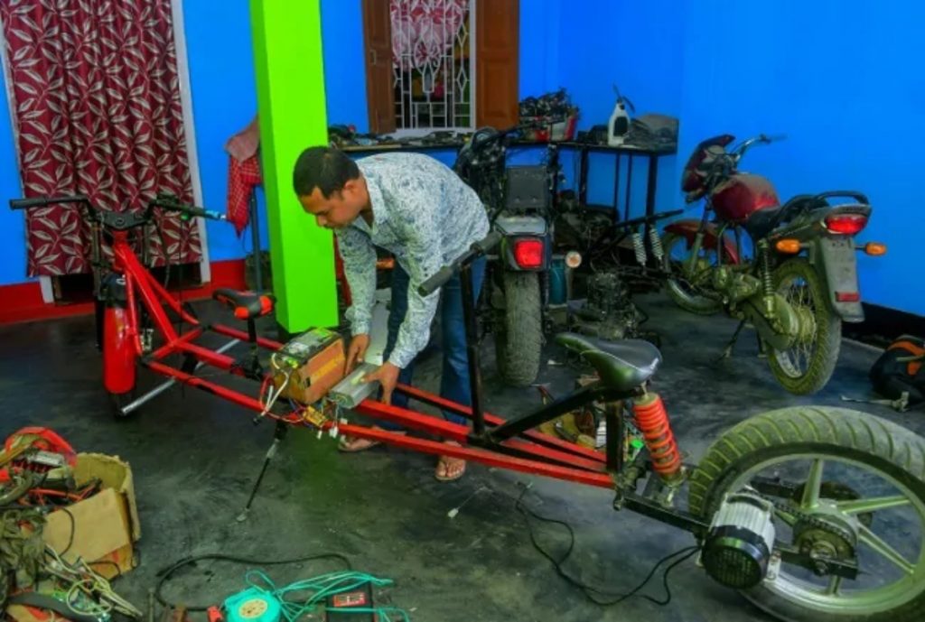 He built it so that he can drop his daughter to school after the lockdown has been lifted.