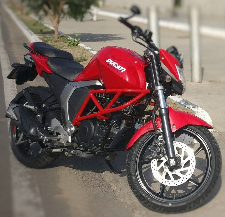 Yamaha FZ S V2