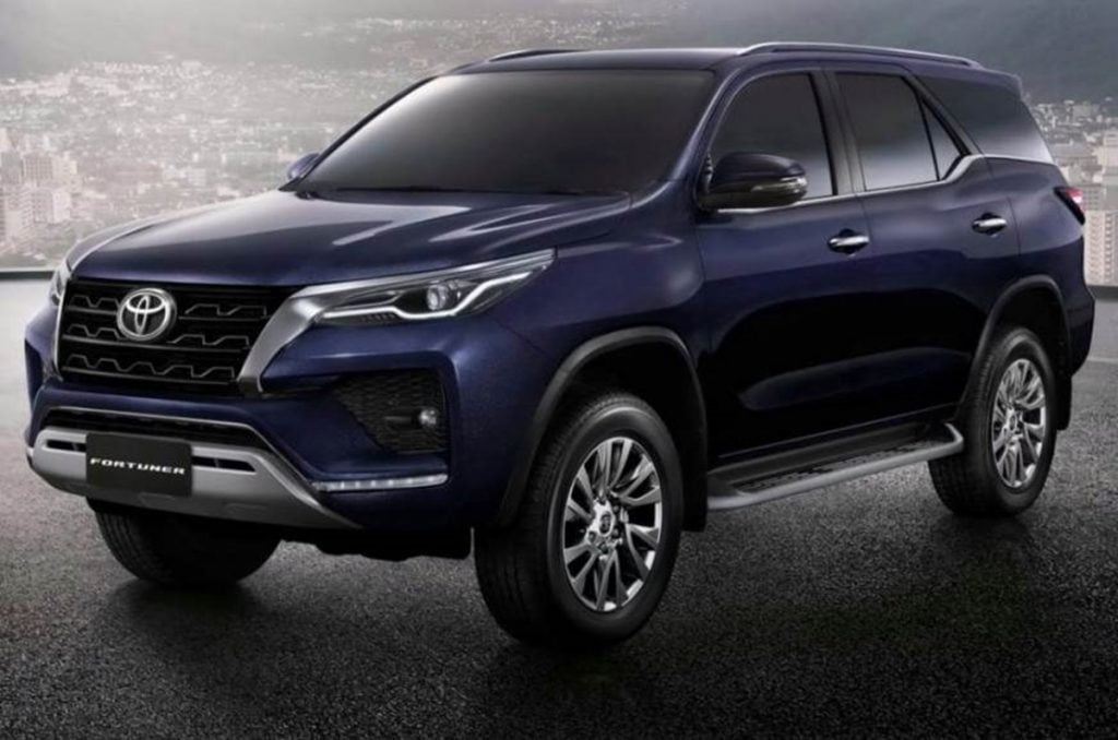 Voici votre premier aperçu du lifting Fortuner Toyota 2021.