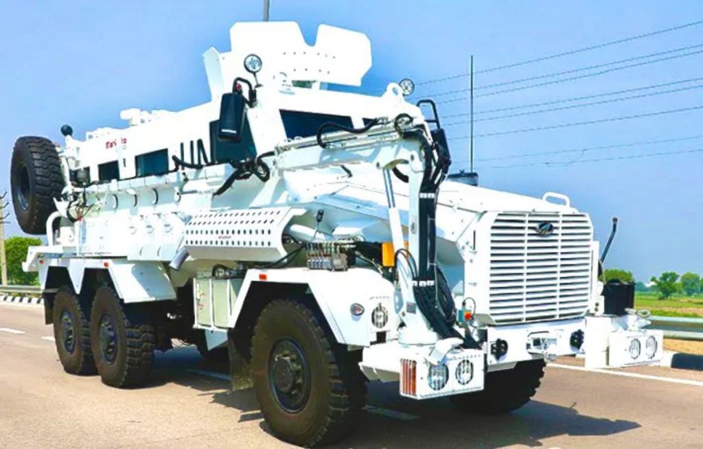 Anand Mahindra thinks this Defense vehicle is perfect to drive in Mumbai traffic.