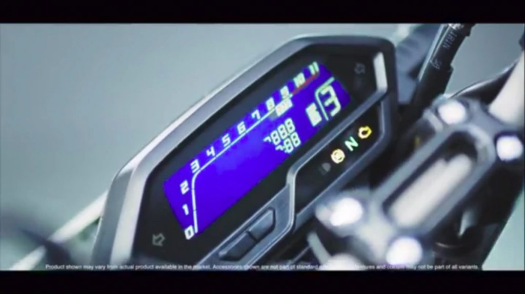 The CB Hornet 200R also uses an all-digital instrument cluster with all the run of the mill info. 