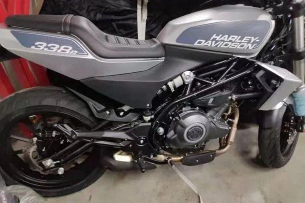 This is the Benelli-based Harley Davidson 338R finally seen in the real world that has specifically been developed for Asian markets.