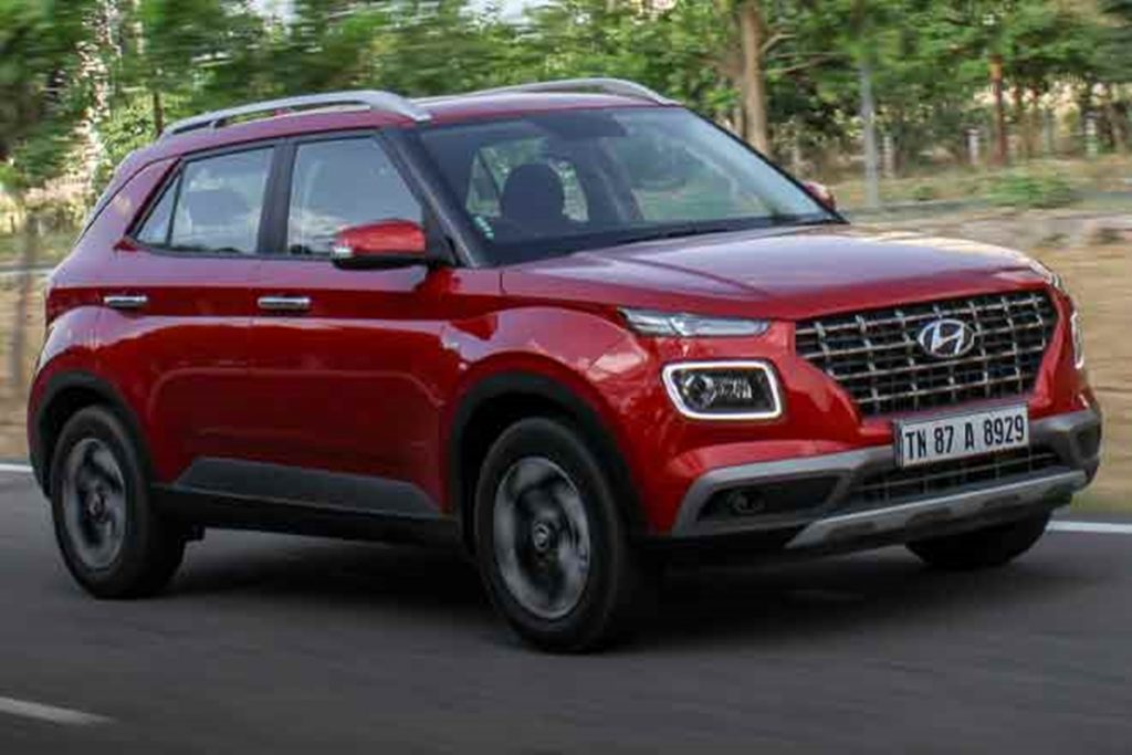 Wondering how the iMT gearbox on the Hyundai Venue works? We have explained it for you here.