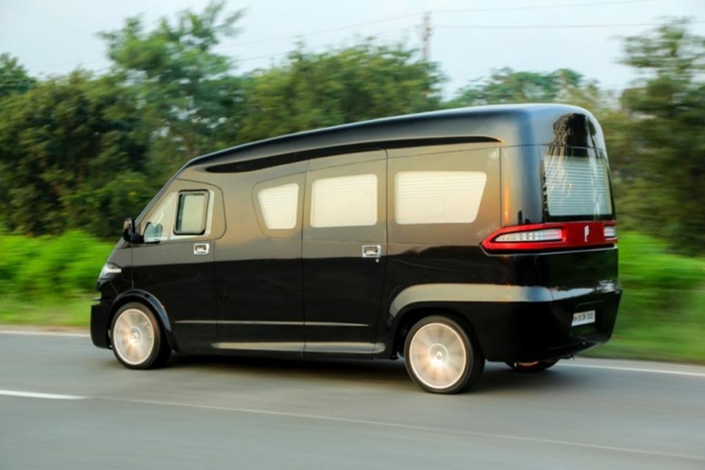 This luxury van gets a completely custom built body work and it looks sensational. 