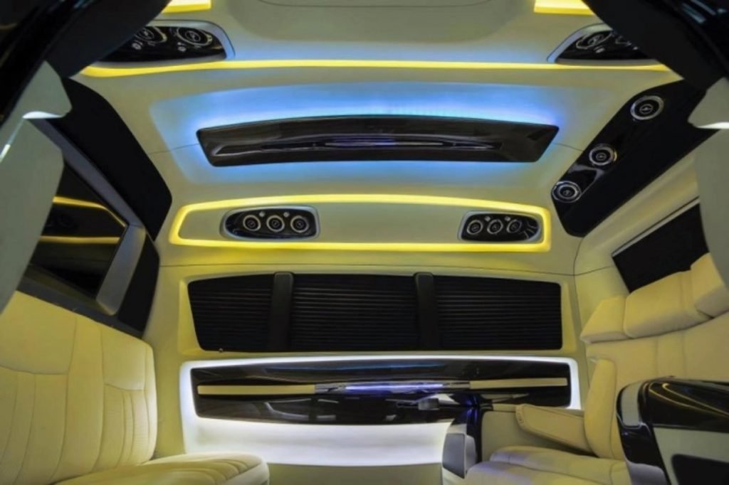 This luxury van gets a completely custom built body work and it looks sensational. 