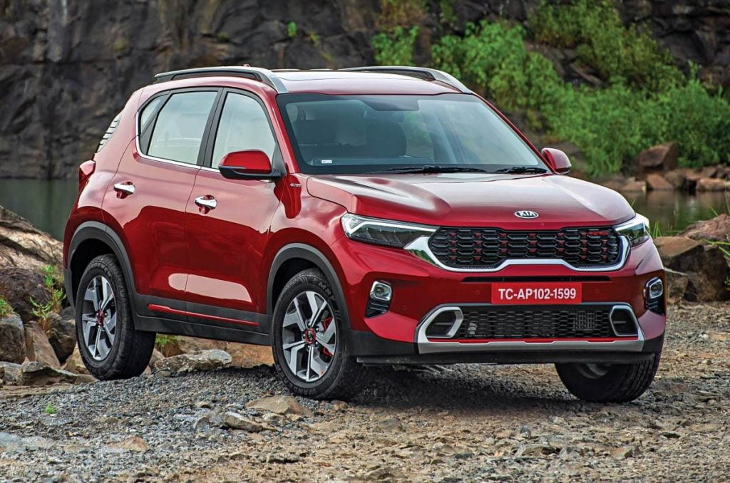 Kia Sonet GTX+ petrol and diesel automatic variants price revealed to be Rs 12.89 lakh, ex-showroom. 