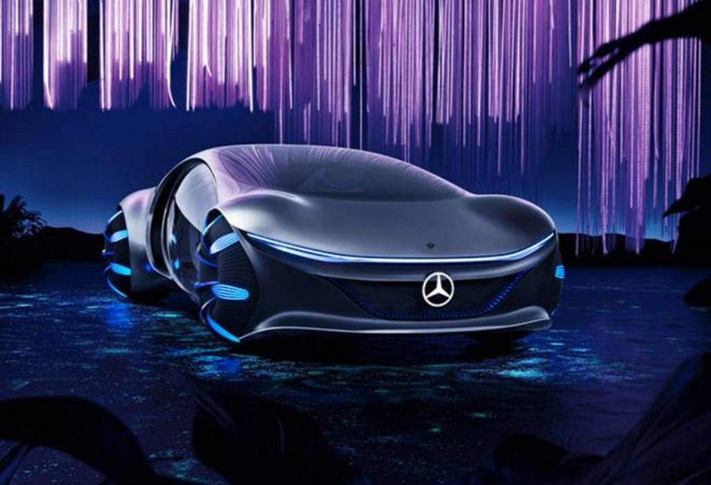 Mercedes has now released some driving footages of the AVTR concept 