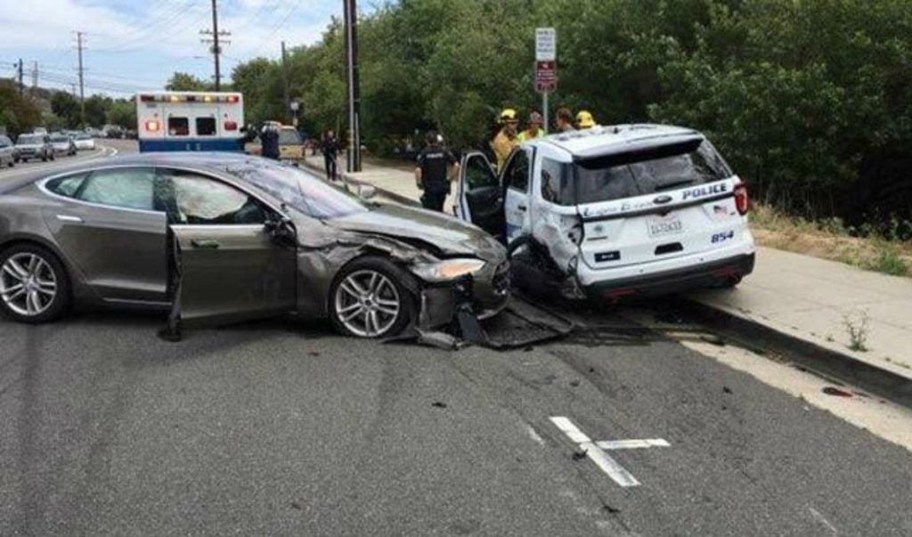 A Tesla crashed in autopilot mode - autonomous driving technology - while the driver watched a movie. 