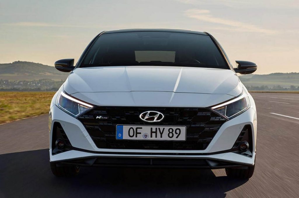 It however looks plenty sporty with styling elements are inspired by Hyundai’s N performance arm.