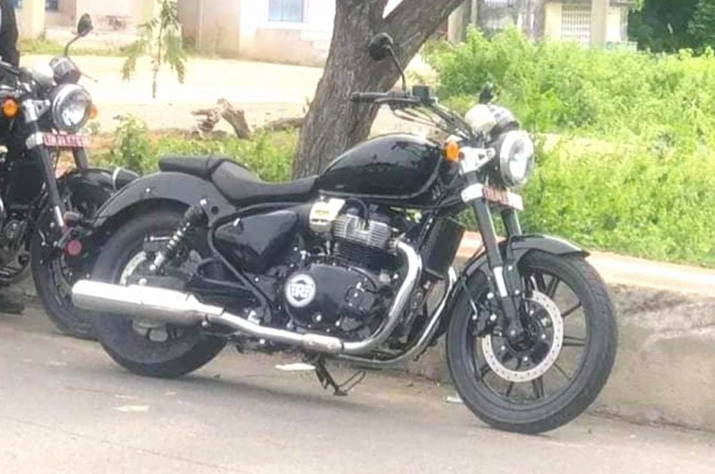 The Royal Enfield 650 cruiser, likely to be called Roadster, has been spotted testing once again. 
