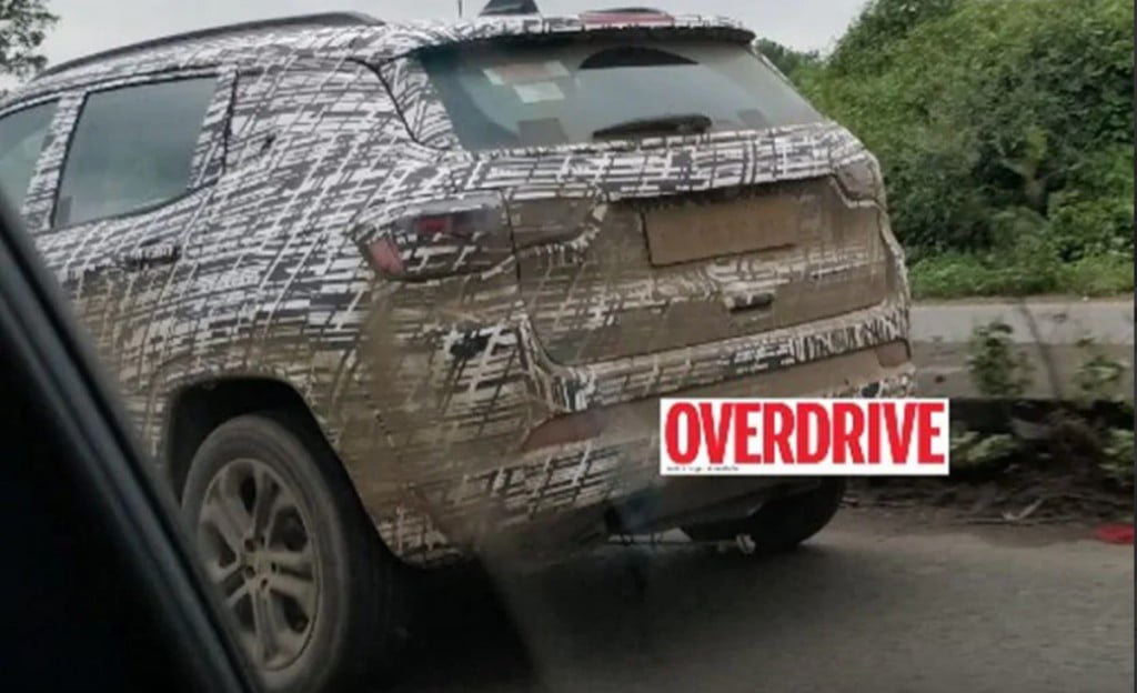 Likely to be called the Jeep Grand Compass, you can clearly see that the prototype has been stretched post the C-pillar. 