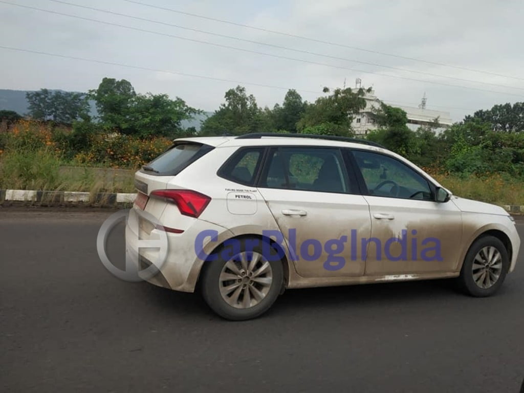  Now again, the Skoda Kamiq has been spotted testing on Indian roads