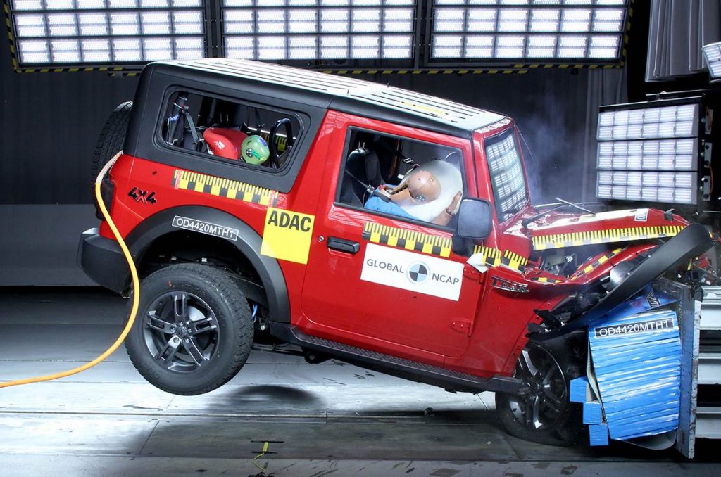 Nous sommes très heureux d'annoncer que le Mahindra Thar 2020 a obtenu une bonne note de sécurité de quatre étoiles sur cinq lors des crash tests Global NCAP.