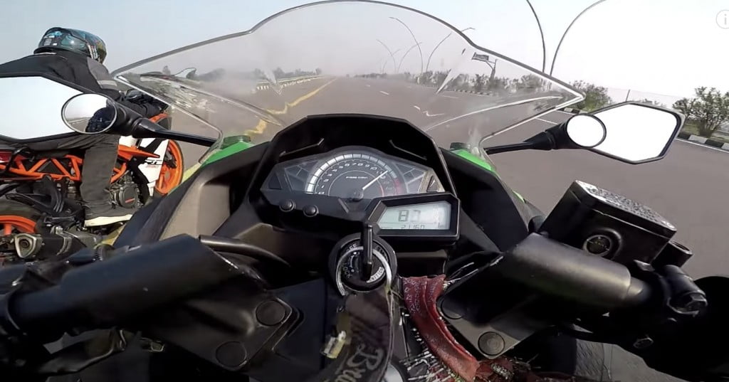 KTM RC390 Vs Kawasaki Ninja 300