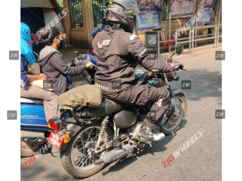 La moto rétro de petite capacité Kawasaki W175 a été vue pour la première fois en Inde. 