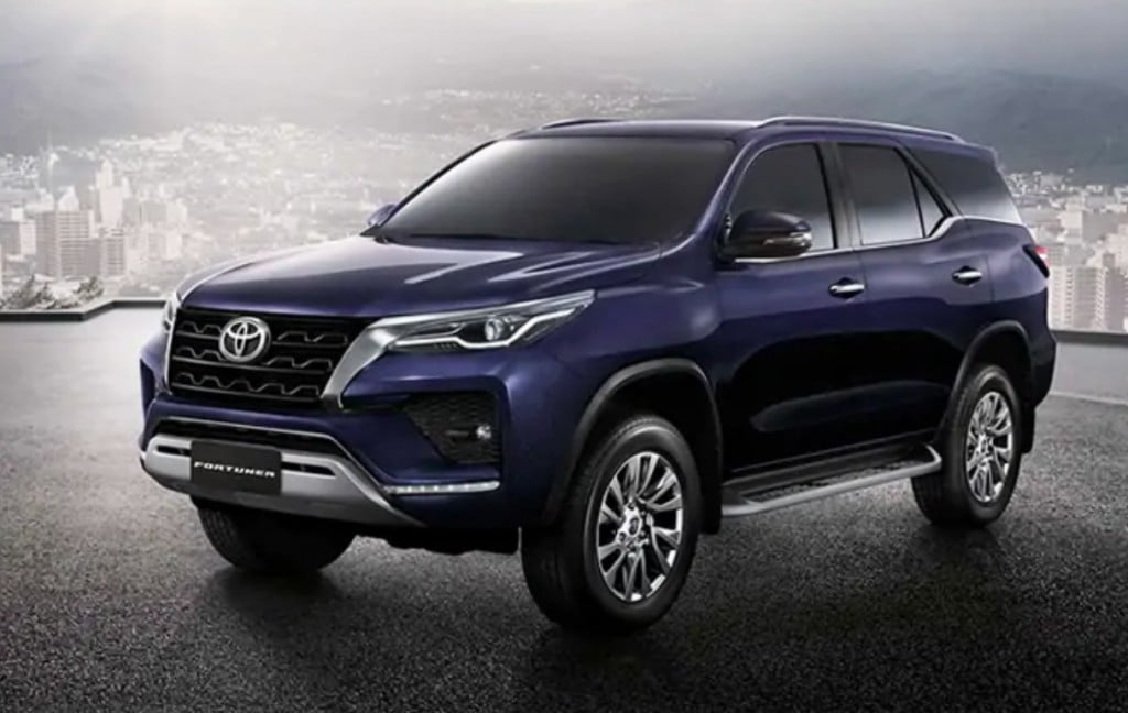 2021 Toyota Fortuner facelift launch on January 6- Prices and Features!