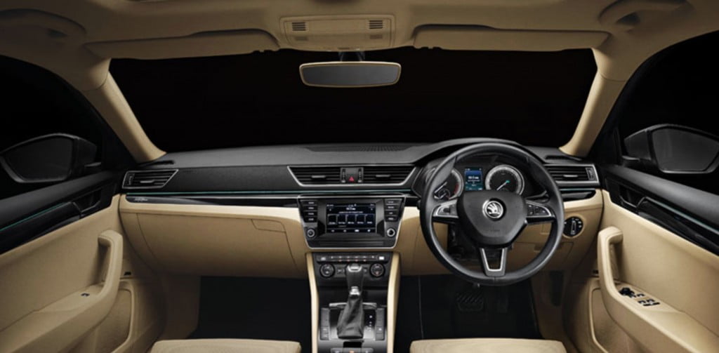 Skoda Superb 2021 Interior