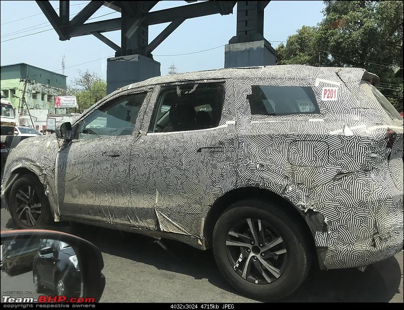 Mahindra XUV700 Spy Images