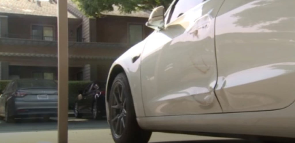 Tesla Smart Summon Valet