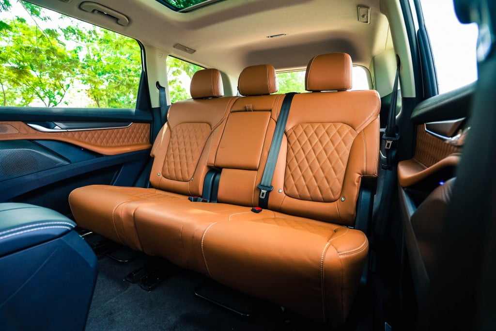 Mg gloster savvy 7 seater Car Blog India Mg Gloster Savvy Variant Interiors