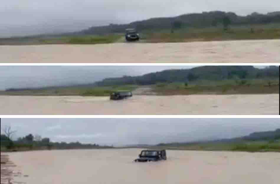 new mahindra thar crossing river