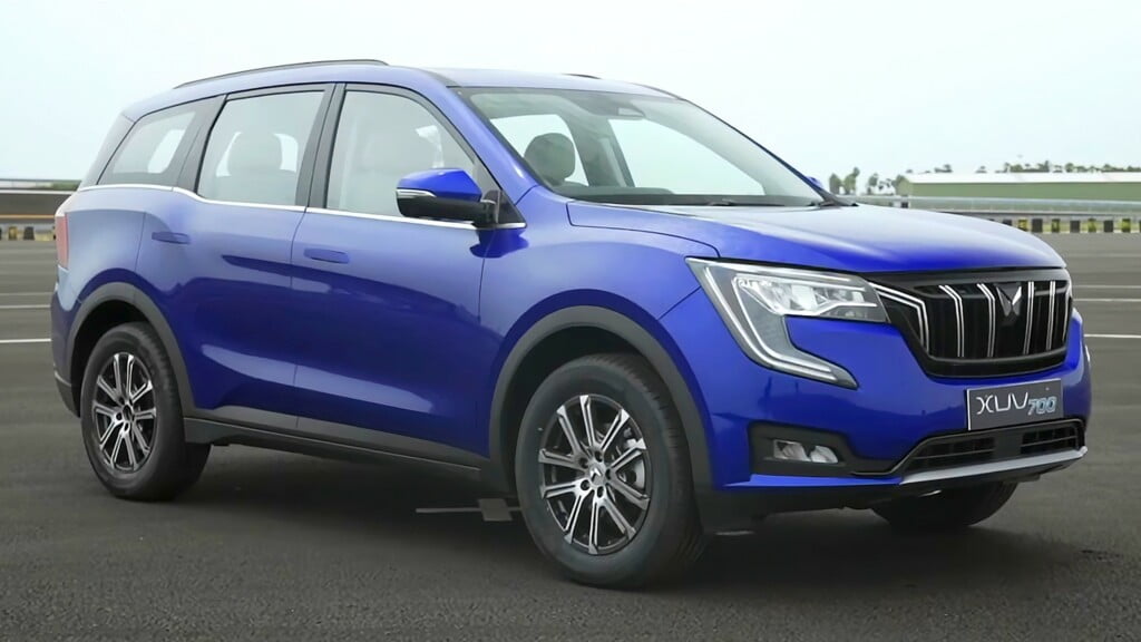 Mahindra Xuv700 Gets Upto Rs 115 Lakh Costlier in 4 Months Old Vs New Prices Car Blog India Mahindra Xuv700 Gets Upto Rs 115 Lakh Costlier in 4 Months Old Vs New Prices