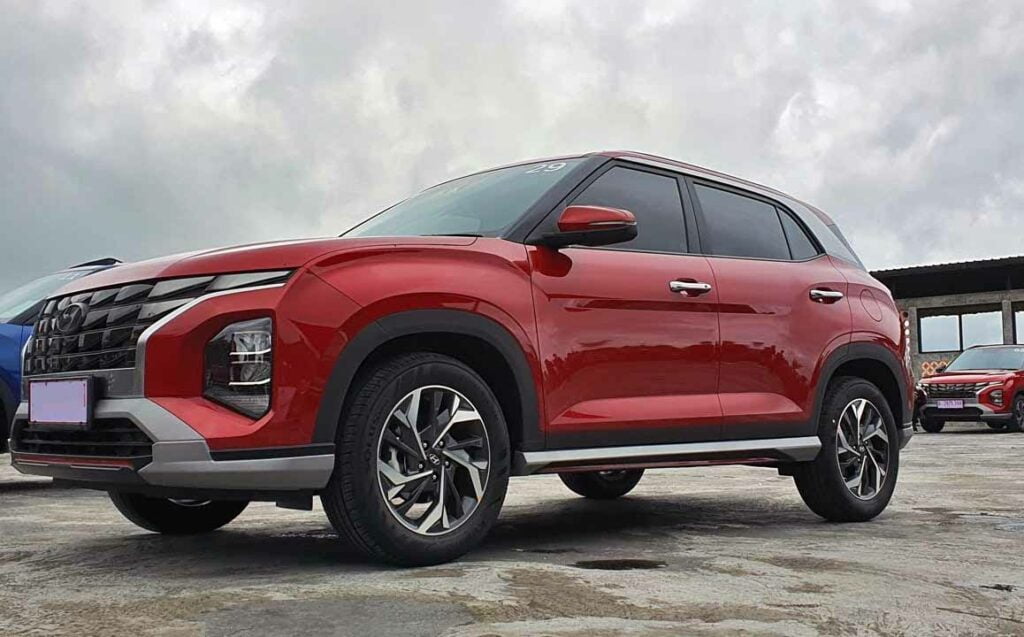 2022 hyundai creta facelift-images red front three quarters