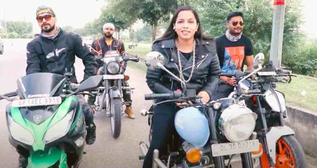 dhinchak pooja i am biker images