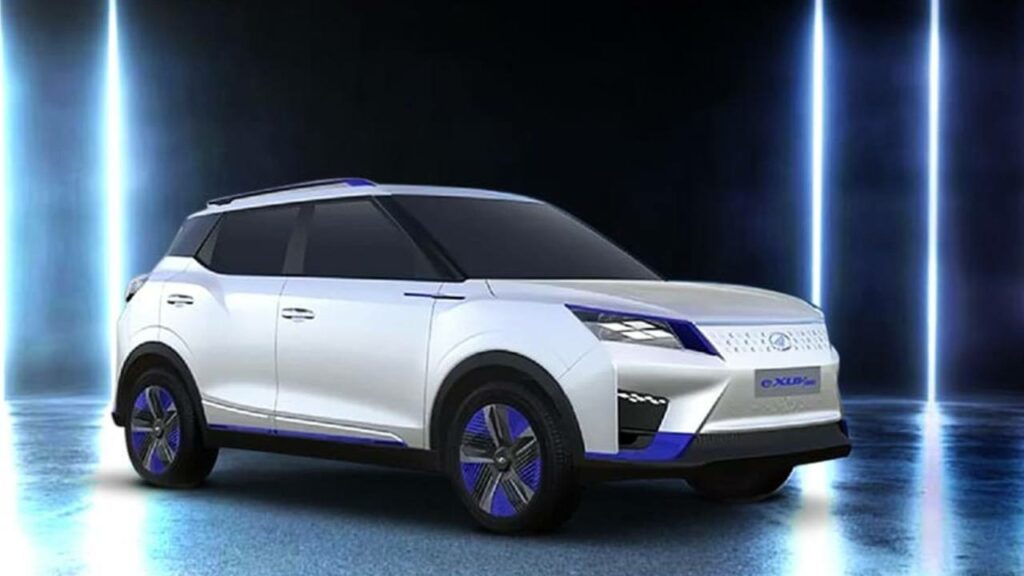 Mahindra Exuv300 Images Front Three Quarters