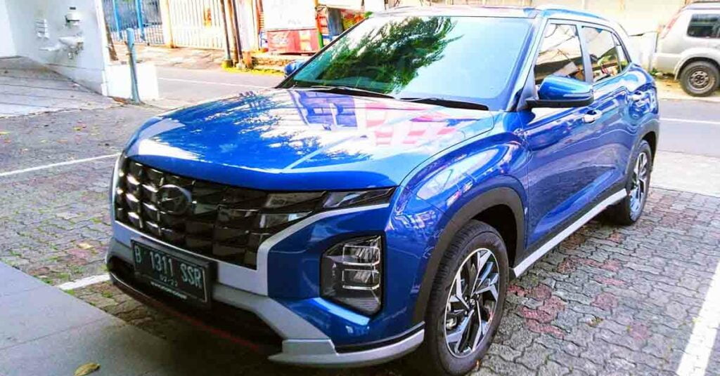 blue hyundai creta facelift