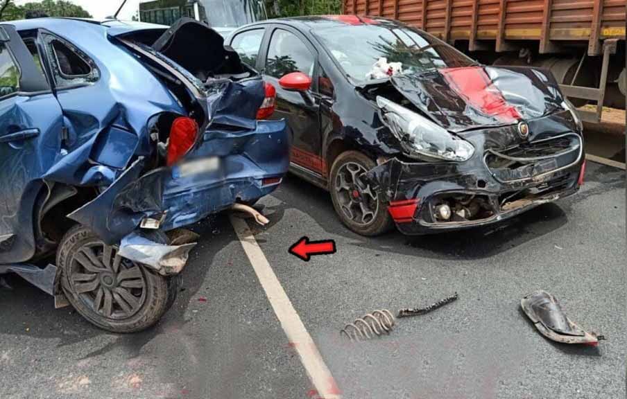 fiat punto abarth maruti baleno accident