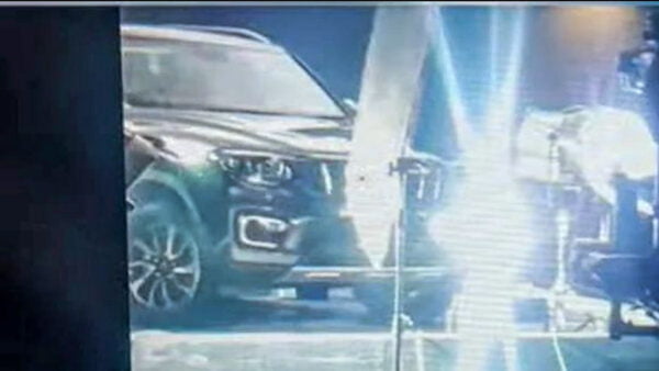 2022 Mahindra Scorpio Spotted With Dual projector LED Headlamps