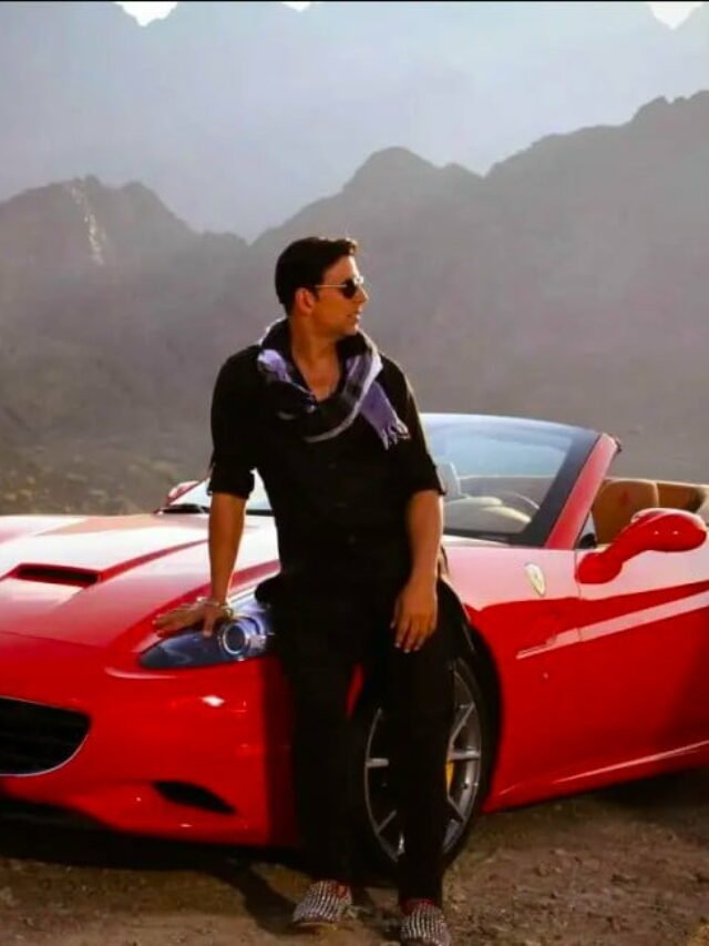 cropped-akshay-kumar-car-collection-ferrari.jpg