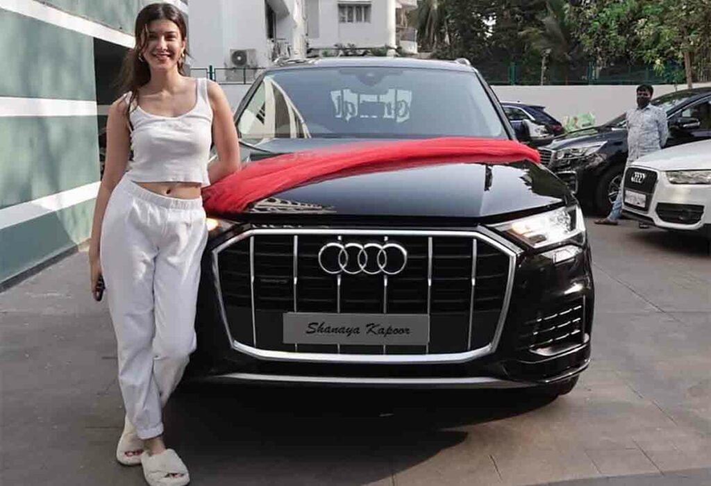 shanaya kapoor new audi q7