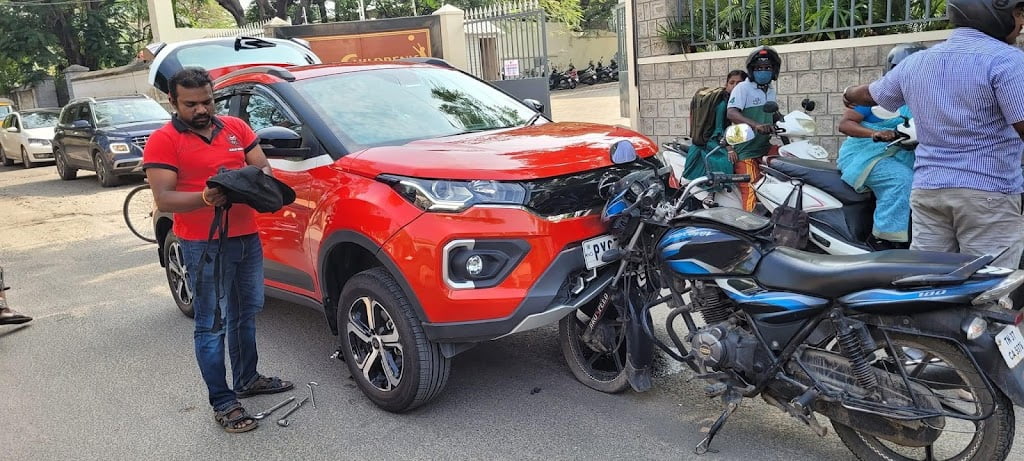 Bajaj Discover Tata Nexon