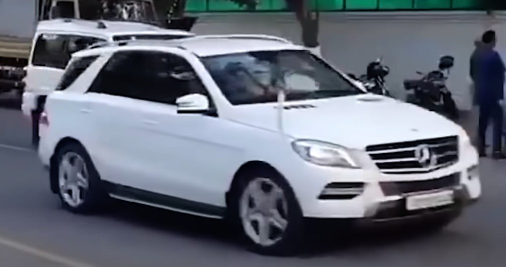 Akhilesh Yadav Mercedes Ml 500