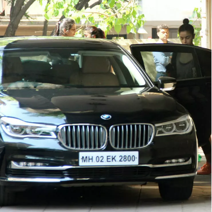 Alia Bhatt in Bmw 7 series