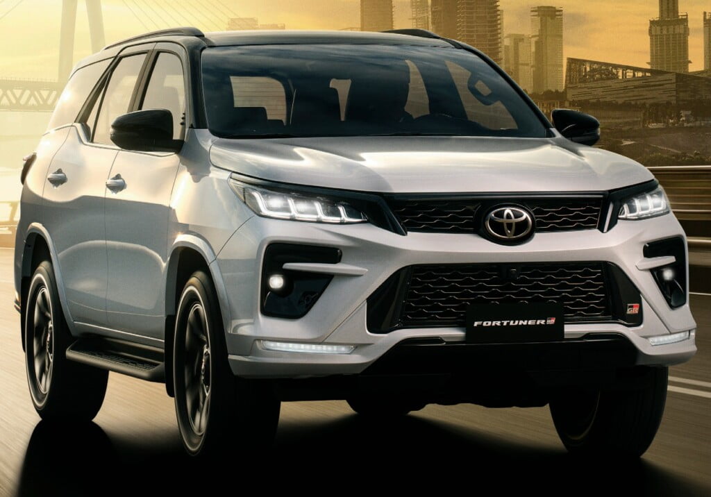 Fortuner Legender GR Sport