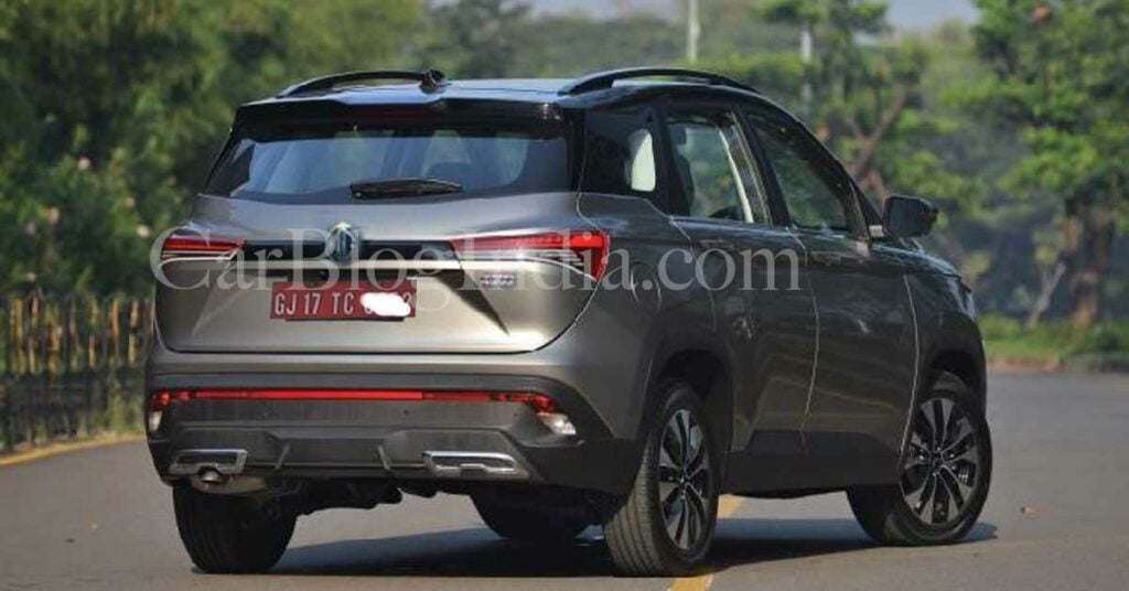 2022 mg hector facelift rear three quarters image