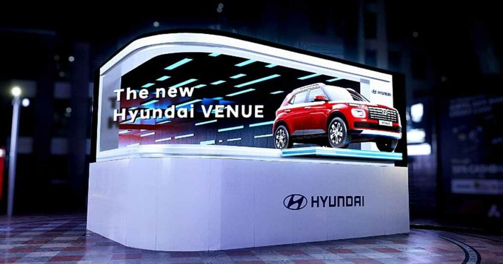 hyundai venue anamorphic 3d installation