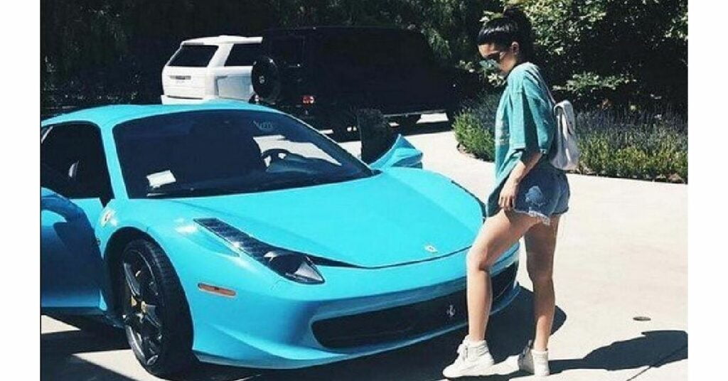 Kylie Jenner Ferarri 458 Italia Spider