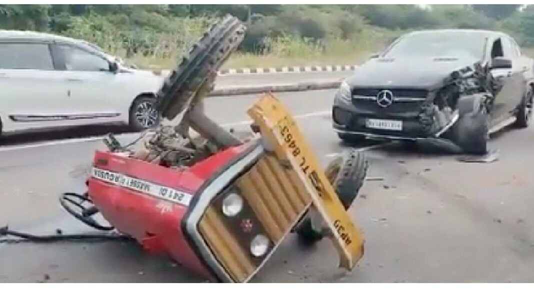 Mercedes GLE43 AMG Hits Tractor, Breaks it into 2