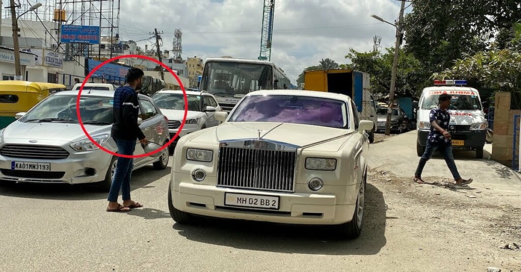 Rolls Royce Phantom of Amitabh Bachchan Spotted