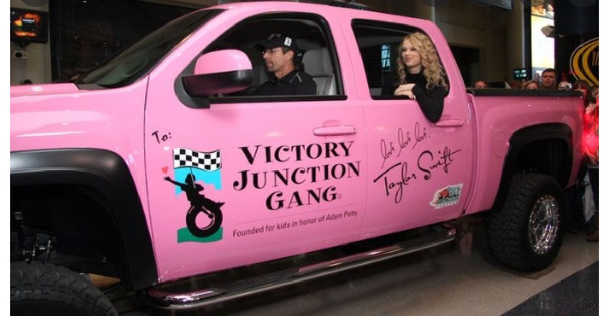 Check Out The Sumptuous Car Collection of Taylor Swift » Car Blog India