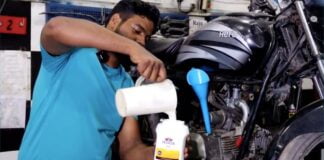 Fevicol in the Engine of a Hero Splendor