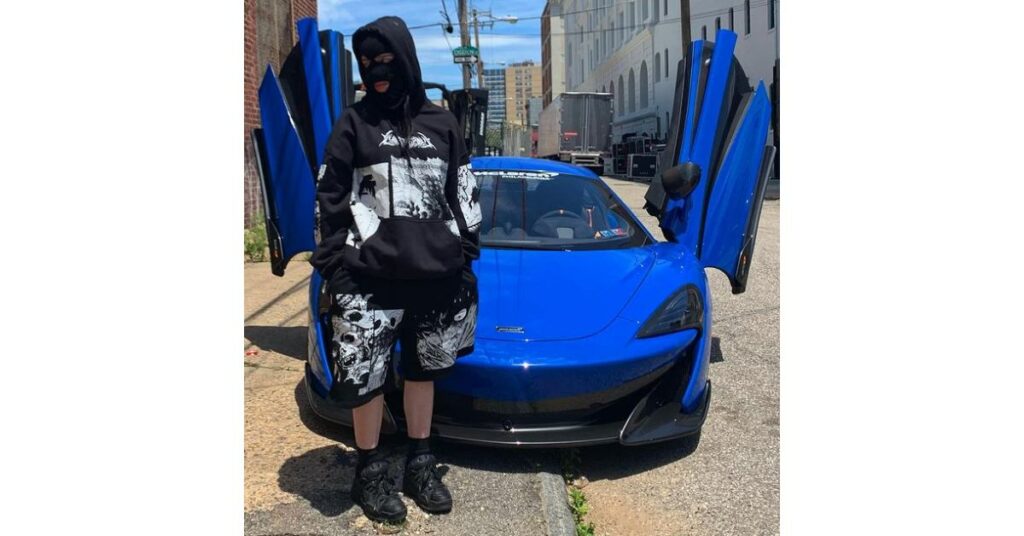 Billie Eilish McLaren 600LT